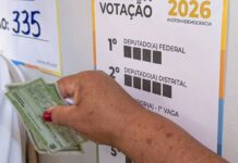 Eleitores com mais de 80 anos têm prioridade absoluta nas filas Eleitores com mais de 80 anos têm prioridade absoluta nas filas