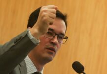 TSE adia julgamento sobre validade da candidatura de Deltan Dallagnol TSE adia julgamento sobre validade da candidatura de Deltan Dallagnol