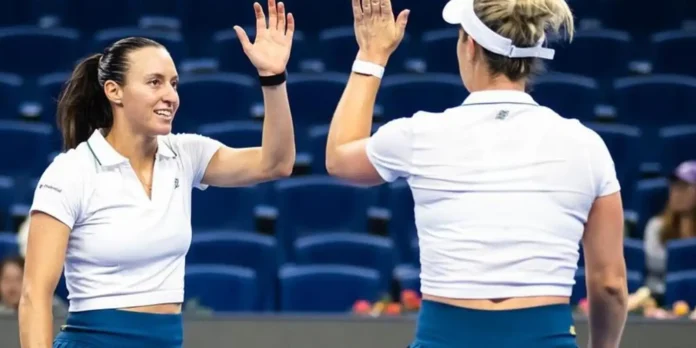 Dupla de Stefani bate campeãs olímpicas e avança à semi Dupla de Stefani bate campeãs olímpicas e avança à semi em Pequim