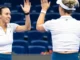 Dupla de Stefani bate campeãs olímpicas e avança à semi em Pequim Dupla de Stefani bate campeãs olímpicas e avança à semi em Pequim