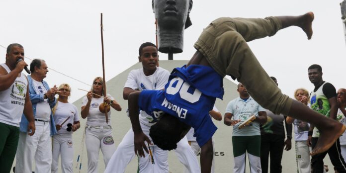 Patrimônio cultural do Brasil, capoeira é levada a escolas de Patrimônio cultural do Brasil, capoeira é levada a escolas de São Luís