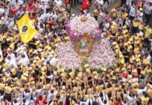 Fé e esperança reúnem fiéis no Círio de Nazaré de Belém Fé e esperança reúnem fiéis no Círio de Nazaré de Belém
