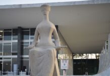 Presidente do STF e diretor-geral da PF se reúnem em Brasília Presidente do STF e diretor-geral da PF se reúnem em Brasília