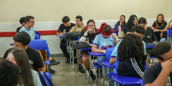 Enem: reta final para inscritos automaticamente escolherem idioma Enem: reta final para inscritos automaticamente escolherem idioma