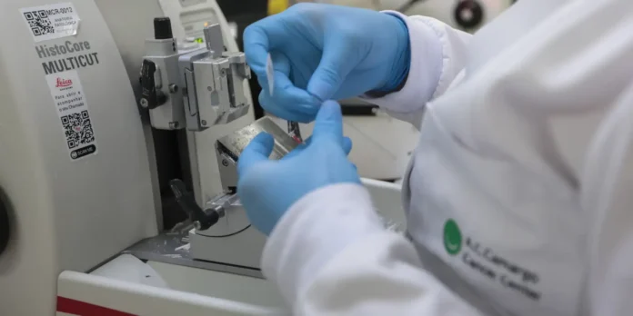 SUS passa a contar com novos medicamentos contra o câncer SUS passa a contar com novos medicamentos contra o câncer