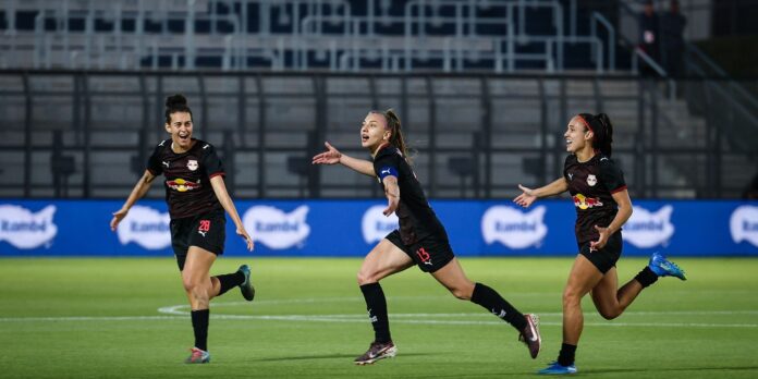 Inter e Bragantino avançam às semifinais da Copa do Brasil Inter e Bragantino avançam às semifinais da Copa do Brasil Feminina