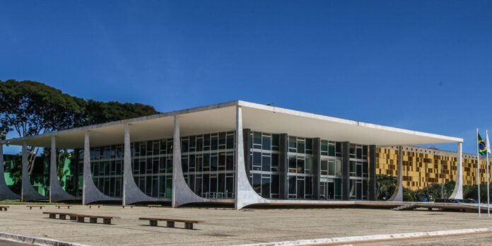 STF derruba ICMS mais alto sobre energia e comunicação no Maranhão