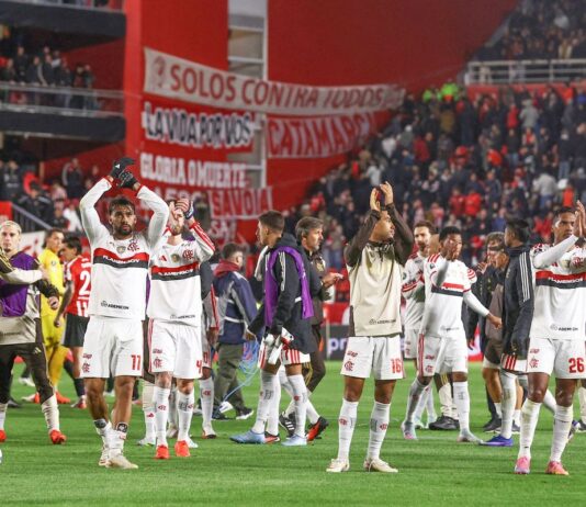 Flamengo e Estudiantes buscam vaga na final da Libertadores no Maraca Flamengo e Estudiantes buscam vaga na final da Libertadores no Maraca