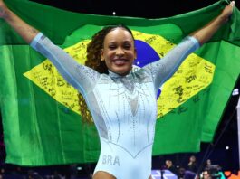 Rebeca Andrade conquista ouro no Mundial de Ginástica Artística Rebeca Andrade conquista o tri no Mundial de Ginástica na Holanda