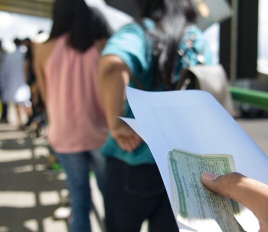 Amazonas tem horários de votação diferentes por causa do fuso horário Amazonas tem horários de votação diferentes por causa do fuso horário