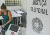 Apenas seções eleitorais ainda abertas terão votação até as 19h Apenas seções eleitorais ainda abertas terão votação até as 19h