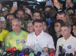Partido de Flávio, PL reconhece resultado da eleição presidencial Candidato Flávio Bolsonaro diz que não reconhece vitória de opositor