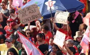 Posts em redes sociais incentivam demissões de eleitores do Lula Posts em redes sociais incentivam demissões de eleitores do Lula