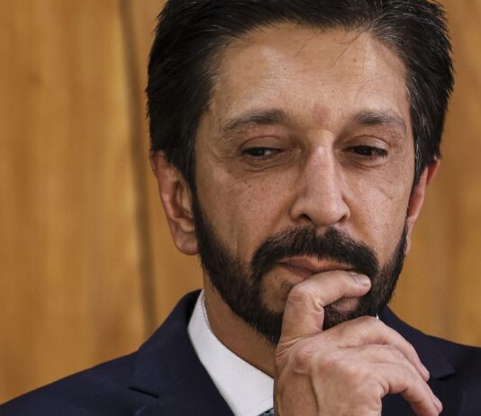 Vereadores de SP analisam pedido de impeachment de Ricardo Nunes Vereadores de SP analisam pedido de impeachment de Ricardo Nunes