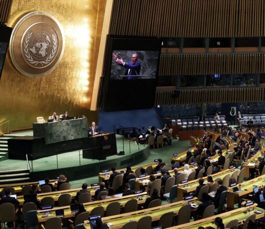 ONU aprova resolução contra embargo dos EUA à Cuba