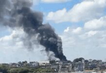 Incêndio Atinge área Com Ambulâncias Do Samu Em Salvador