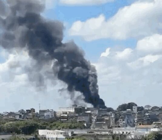 Incêndio Atinge área Com Ambulâncias Do Samu Em Salvador